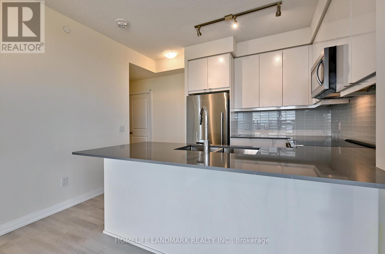 2329 - 3270 Sheppard Avenue E, Toronto, Ontario  M1T 3K3 - Photo 5 - E12481714