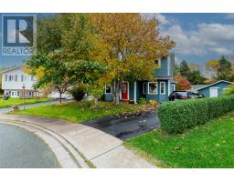 15 Starrigan Place, Conception Bay South, Newfoundland & Labrador