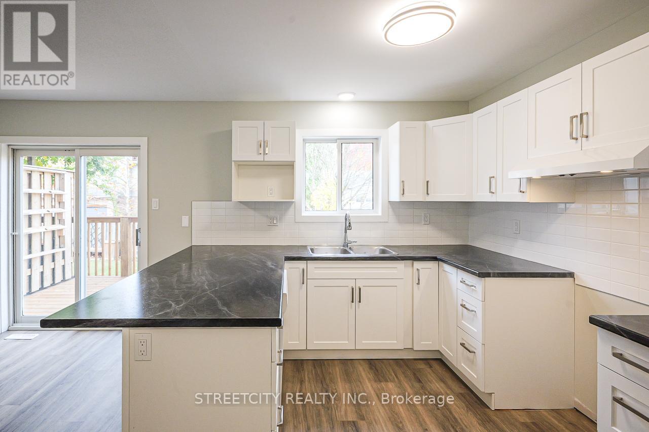 799 Deveron Crescent, London South, Ontario  N5Z 5B4 - Photo 15 - X12483710