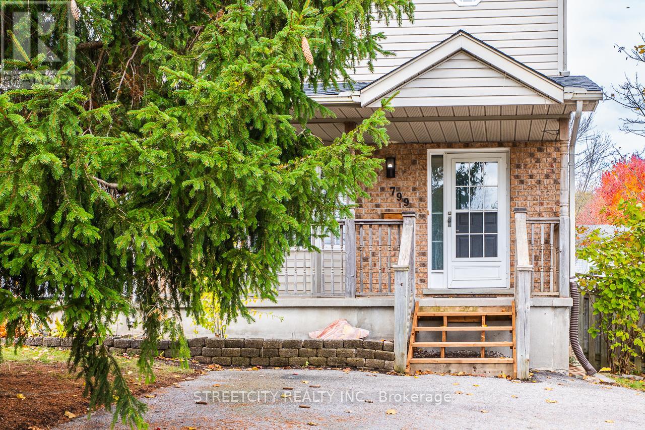 799 Deveron Crescent, London South, Ontario  N5Z 5B4 - Photo 2 - X12483710