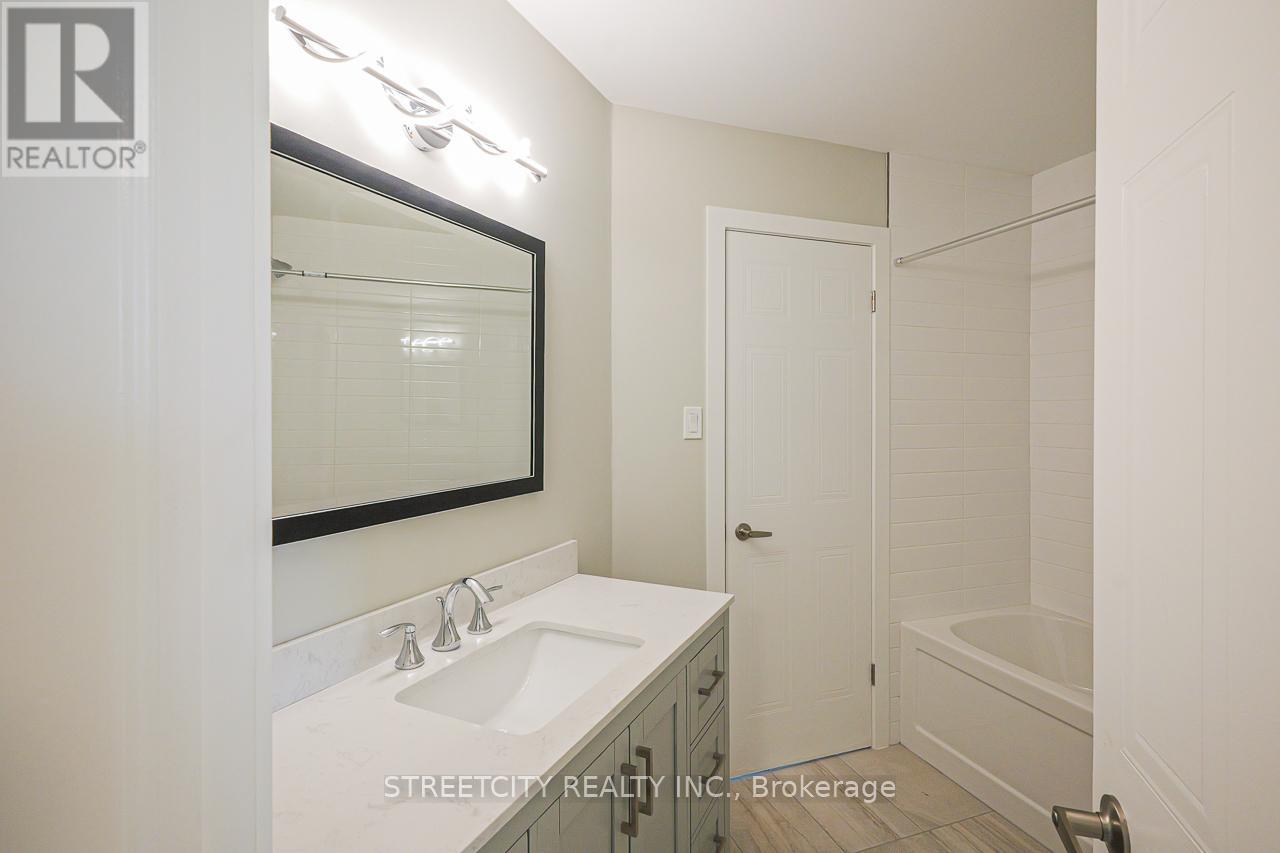 799 Deveron Crescent, London South, Ontario  N5Z 5B4 - Photo 27 - X12483710