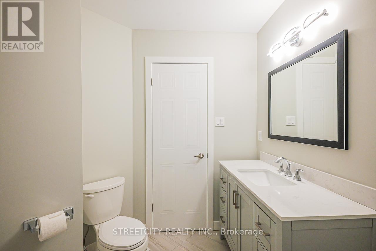 799 Deveron Crescent, London South, Ontario  N5Z 5B4 - Photo 29 - X12483710