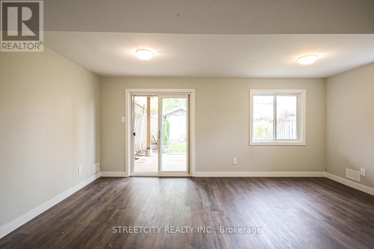 799 Deveron Crescent, London South, Ontario  N5Z 5B4 - Photo 36 - X12483710