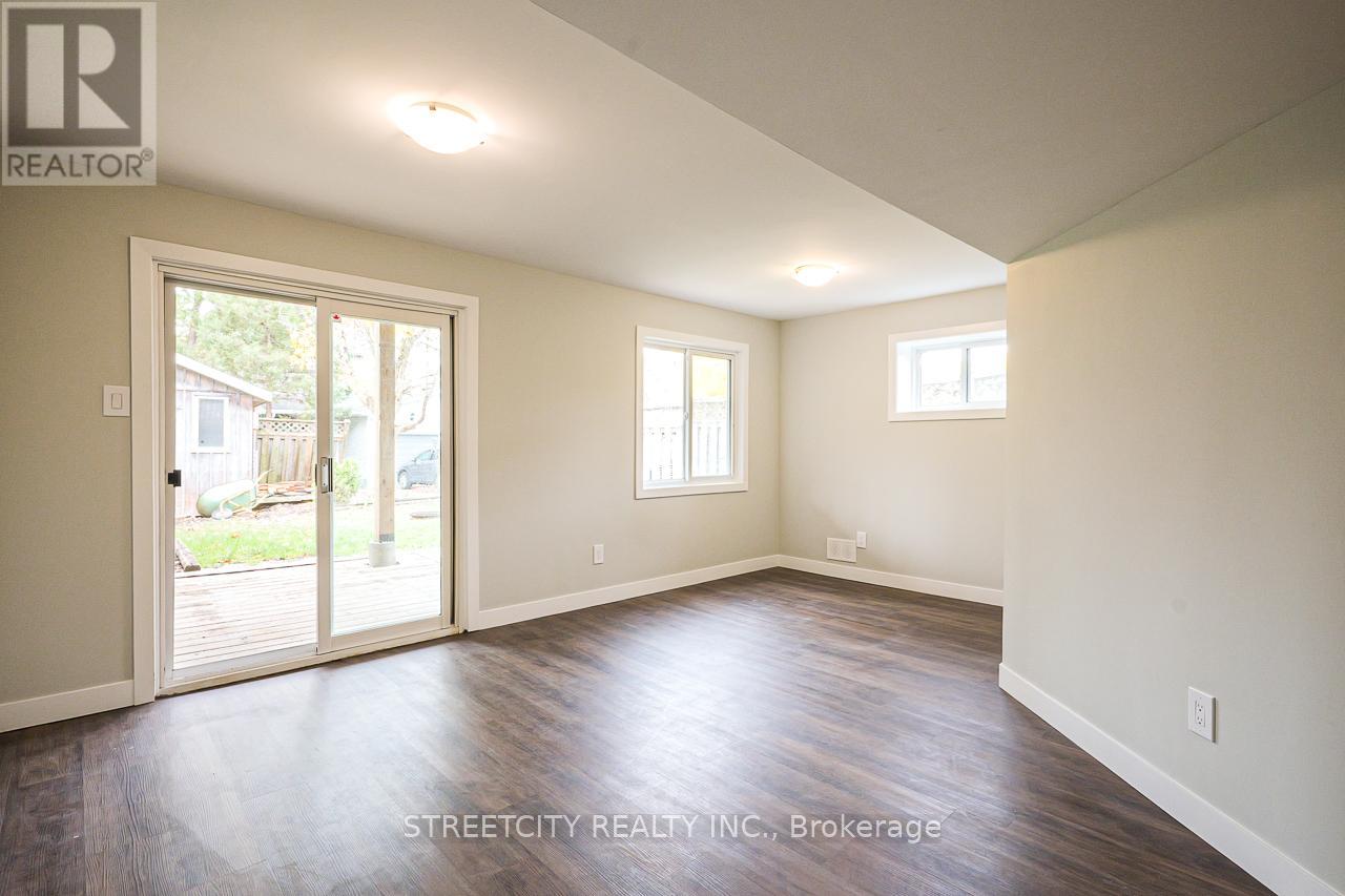 799 Deveron Crescent, London South, Ontario  N5Z 5B4 - Photo 37 - X12483710