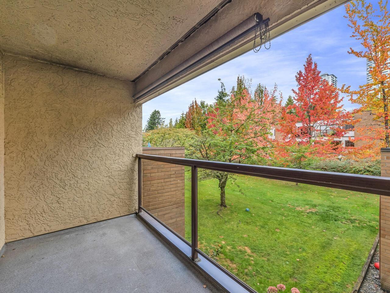 211 10157 University Drive, Surrey, British Columbia  V3T 5L7 - Photo 15 - R3061995