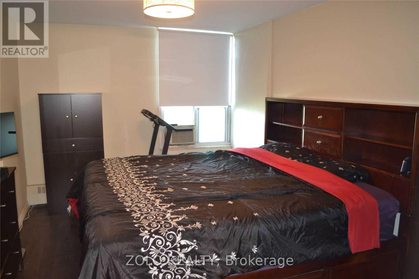 906 - 15 Vicora Linkway Way, Toronto, Ontario  M3C 1A8 - Photo 15 - C12483558
