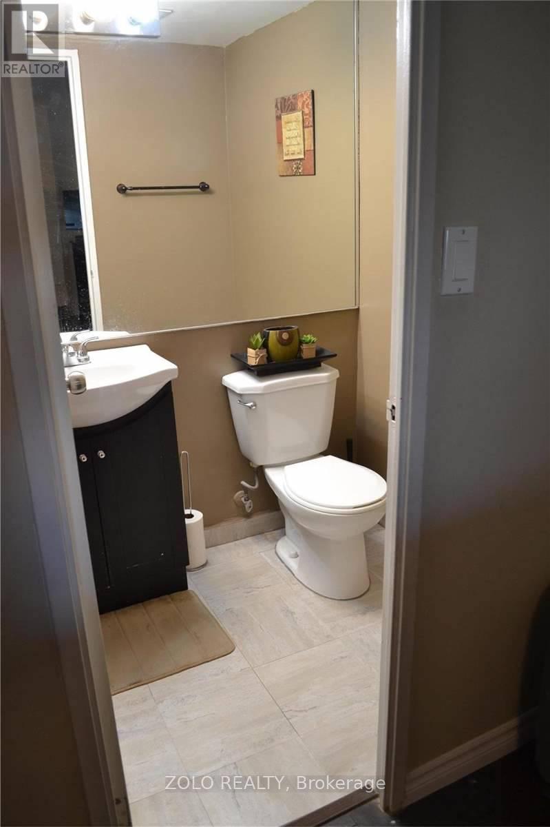906 - 15 Vicora Linkway Way, Toronto, Ontario  M3C 1A8 - Photo 19 - C12483558