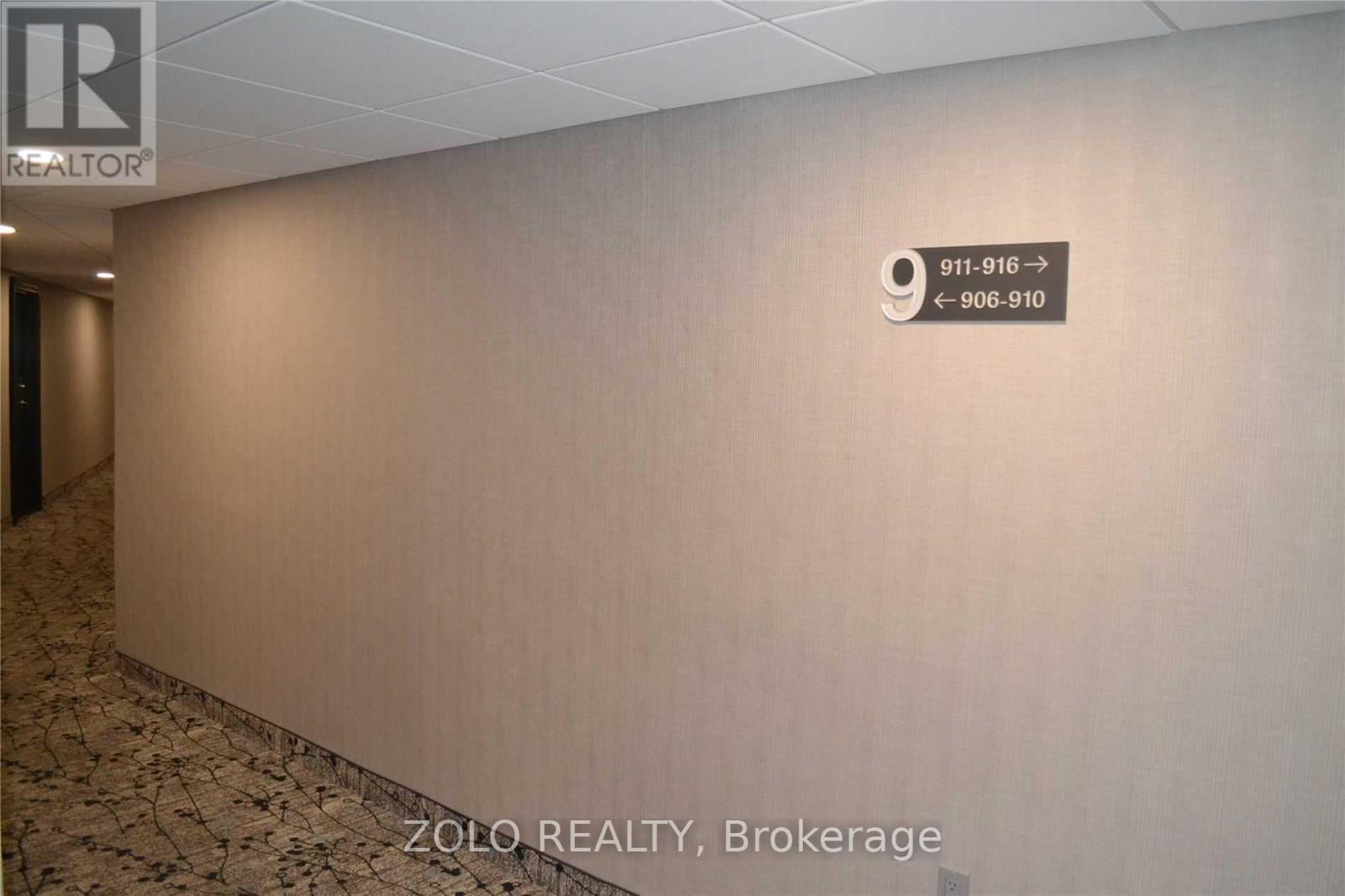 906 - 15 Vicora Linkway Way, Toronto, Ontario  M3C 1A8 - Photo 3 - C12483558
