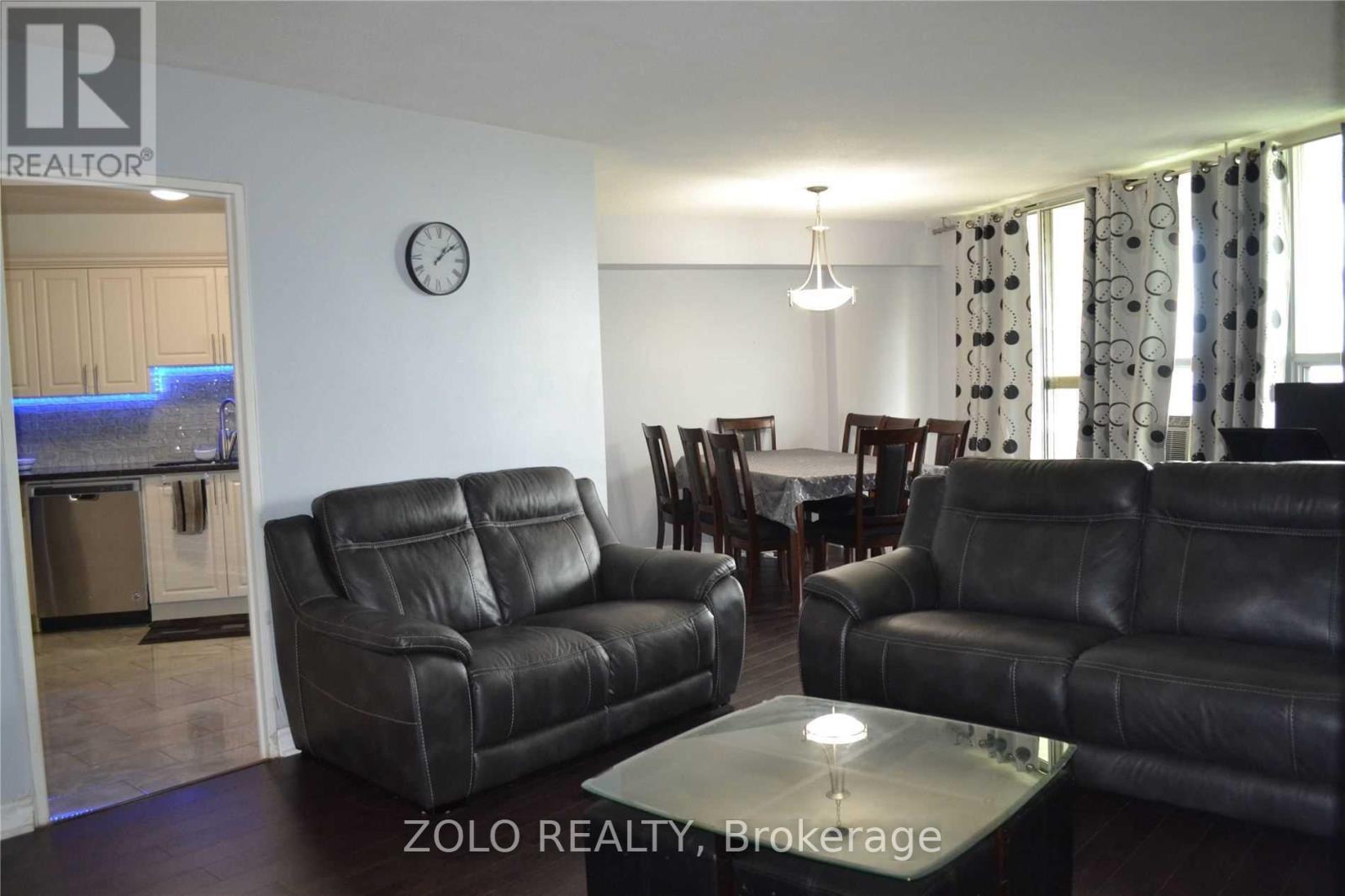 906 - 15 Vicora Linkway Way, Toronto, Ontario  M3C 1A8 - Photo 5 - C12483558