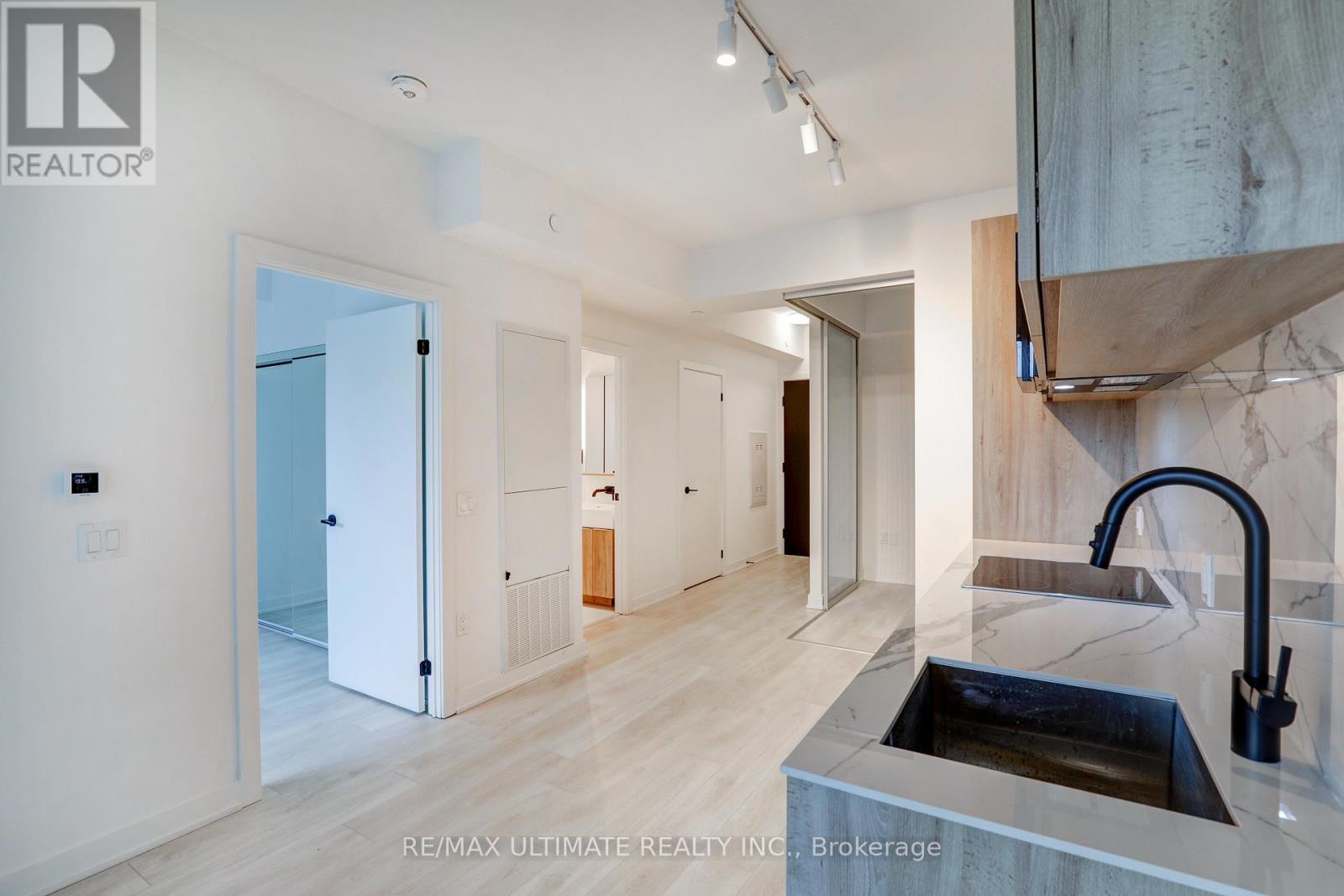704 - 117 Broadway Avenue, Toronto, Ontario  M4P 1V3 - Photo 11 - C12483584