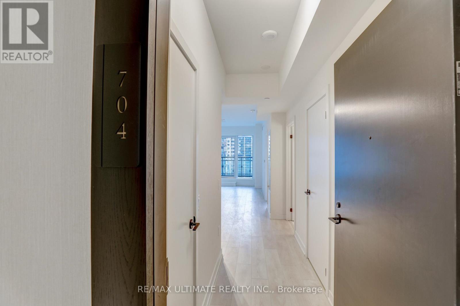 704 - 117 Broadway Avenue, Toronto, Ontario  M4P 1V3 - Photo 3 - C12483584