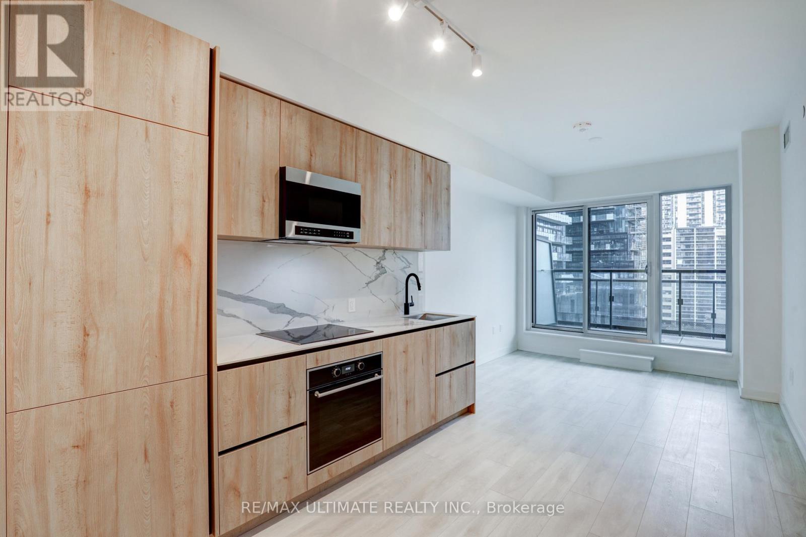 704 - 117 Broadway Avenue, Toronto, Ontario  M4P 1V3 - Photo 8 - C12483584
