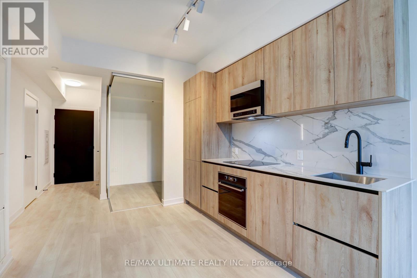 704 - 117 Broadway Avenue, Toronto, Ontario  M4P 1V3 - Photo 9 - C12483584