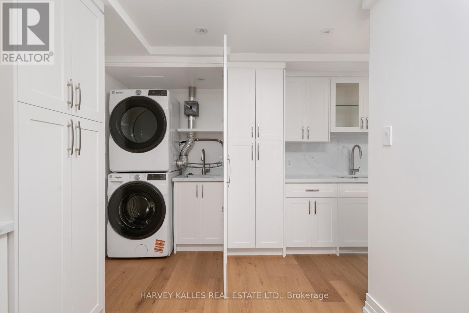 1111 - 3000 Bathurst Street, Toronto, Ontario  M6B 3B4 - Photo 11 - C12483587