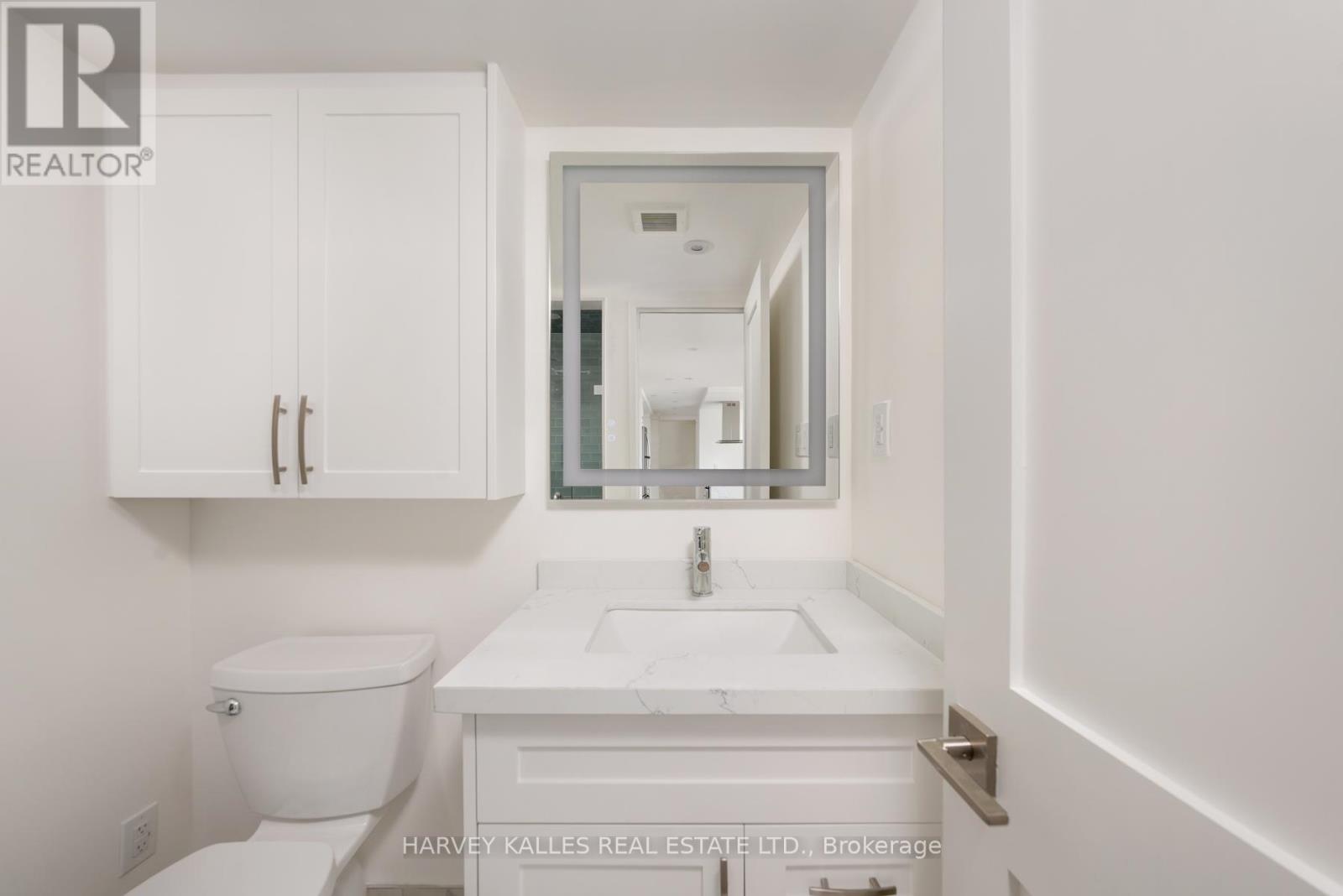 1111 - 3000 Bathurst Street, Toronto, Ontario  M6B 3B4 - Photo 16 - C12483587