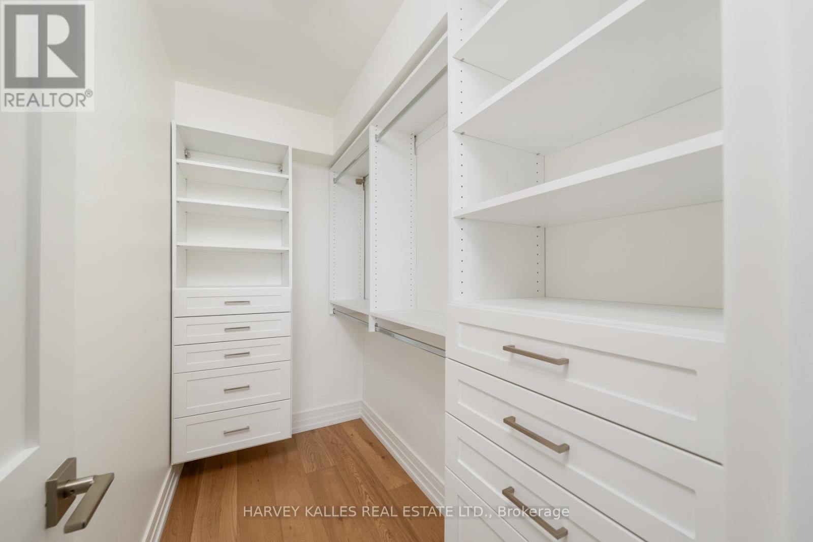 1111 - 3000 Bathurst Street, Toronto, Ontario  M6B 3B4 - Photo 19 - C12483587