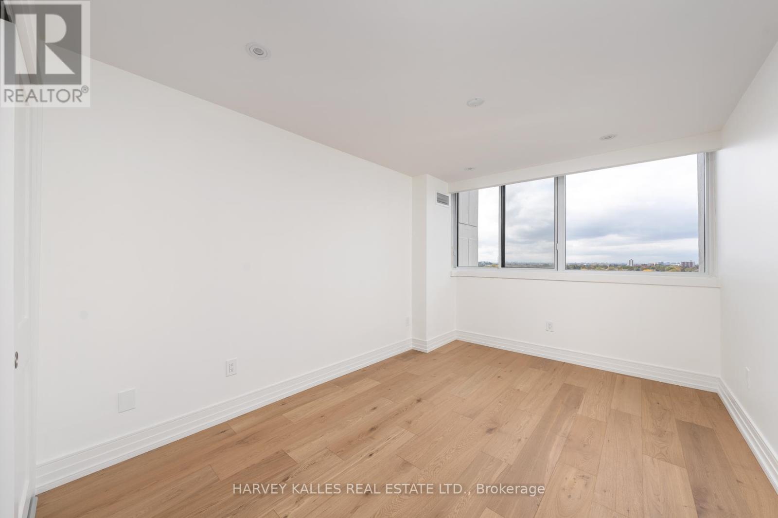 1111 - 3000 Bathurst Street, Toronto, Ontario  M6B 3B4 - Photo 22 - C12483587