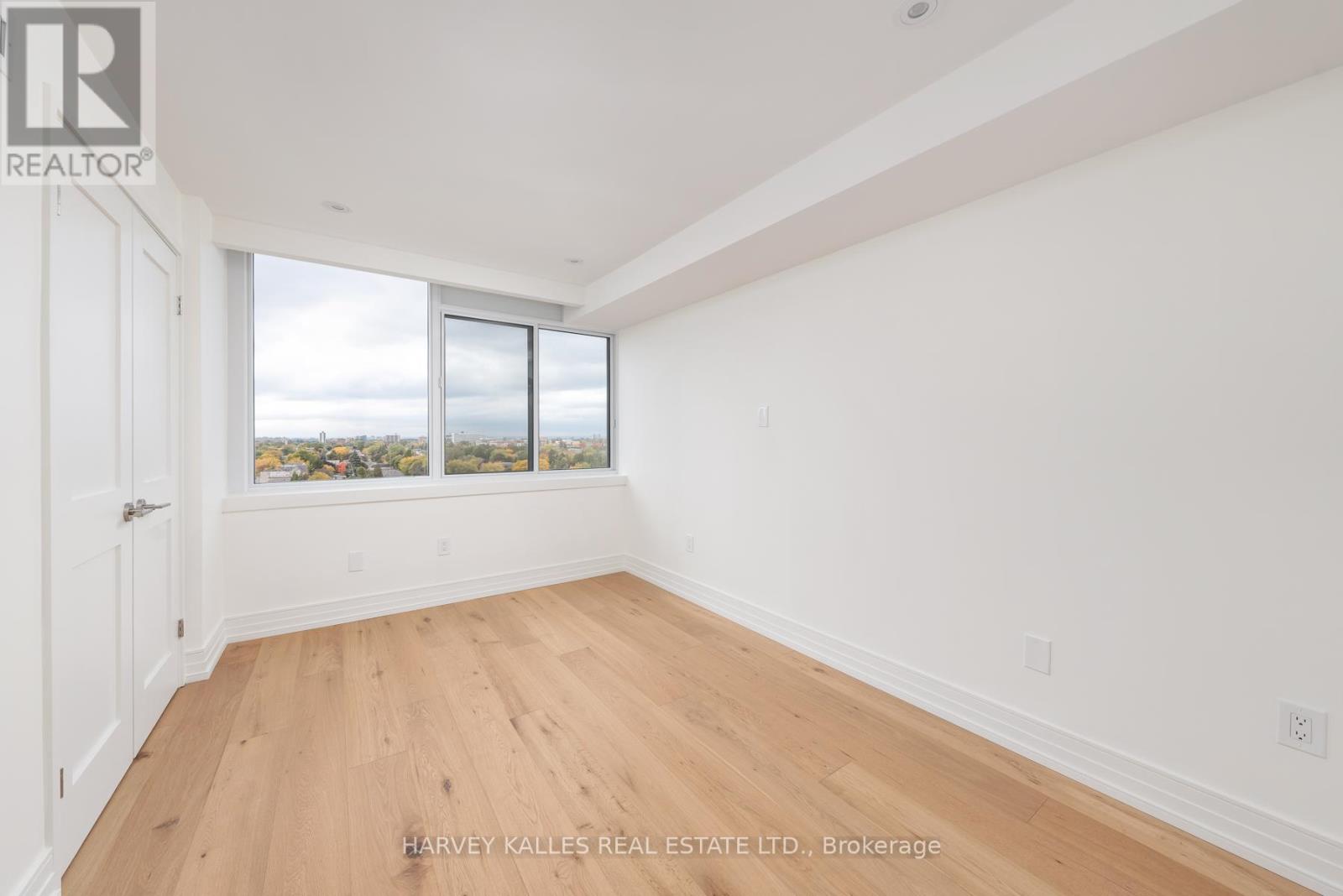 1111 - 3000 Bathurst Street, Toronto, Ontario  M6B 3B4 - Photo 24 - C12483587