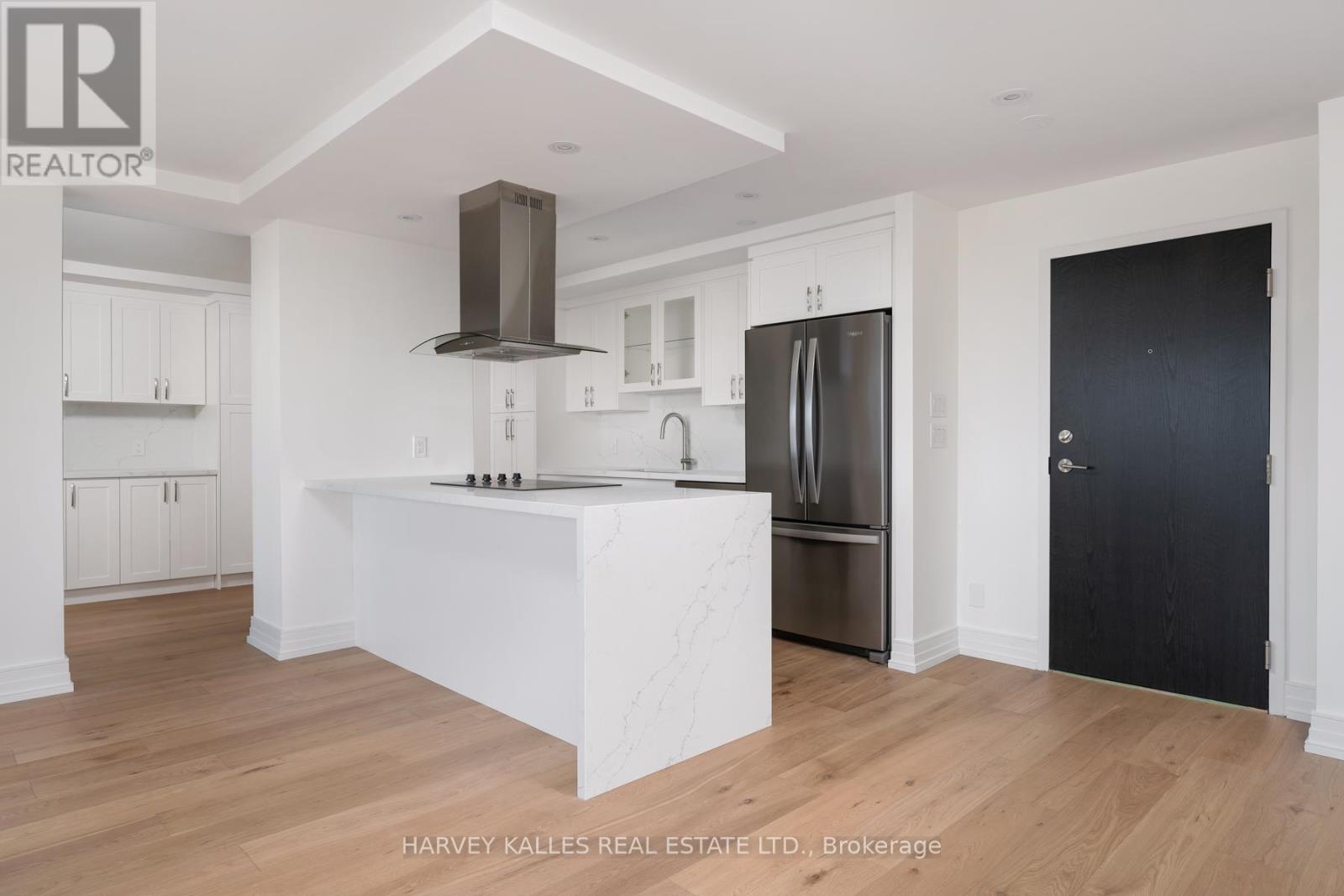 1111 - 3000 Bathurst Street, Toronto, Ontario  M6B 3B4 - Photo 6 - C12483587