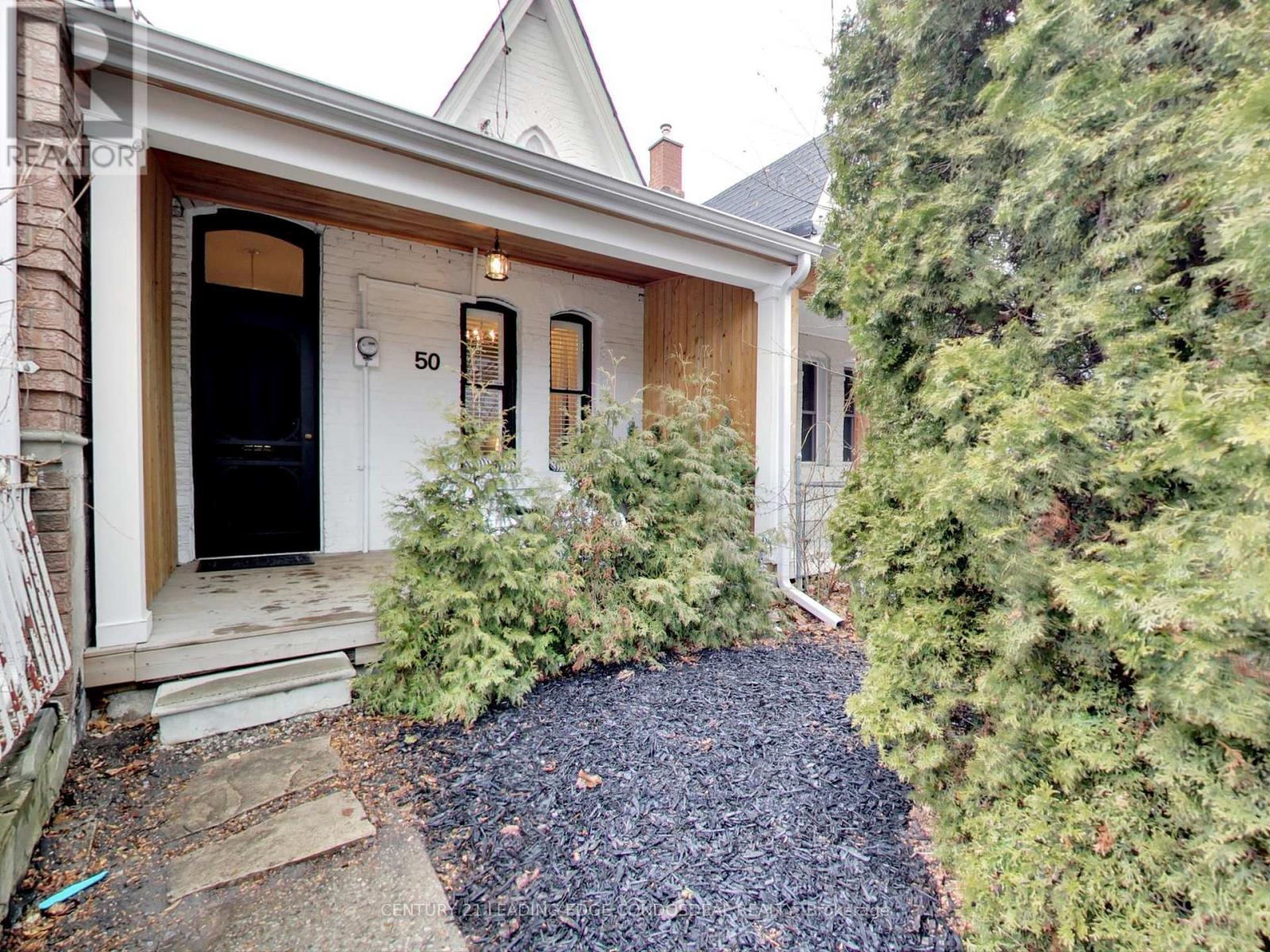 50 LIPPINCOTT STREET, Toronto, Ontario