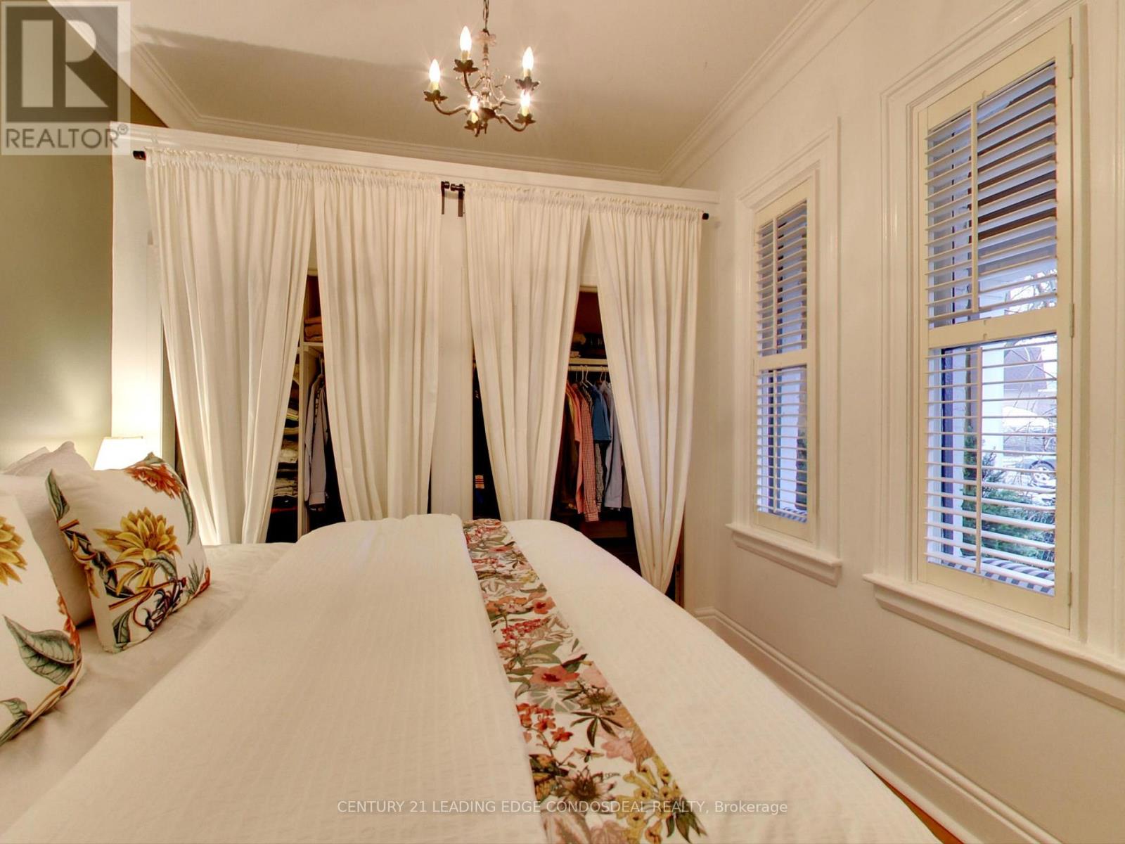 50 Lippincott Street, Toronto, Ontario  M5T 2R5 - Photo 17 - C12483608