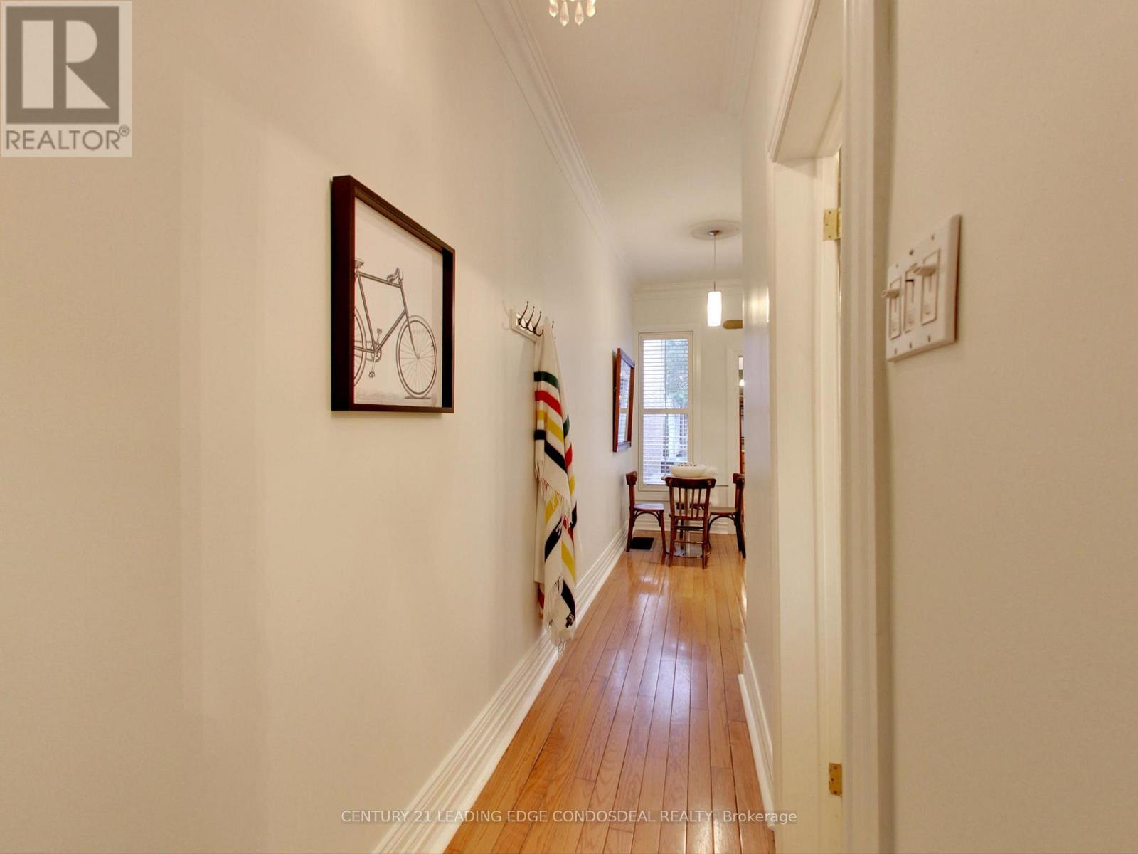 50 Lippincott Street, Toronto, Ontario  M5T 2R5 - Photo 5 - C12483608