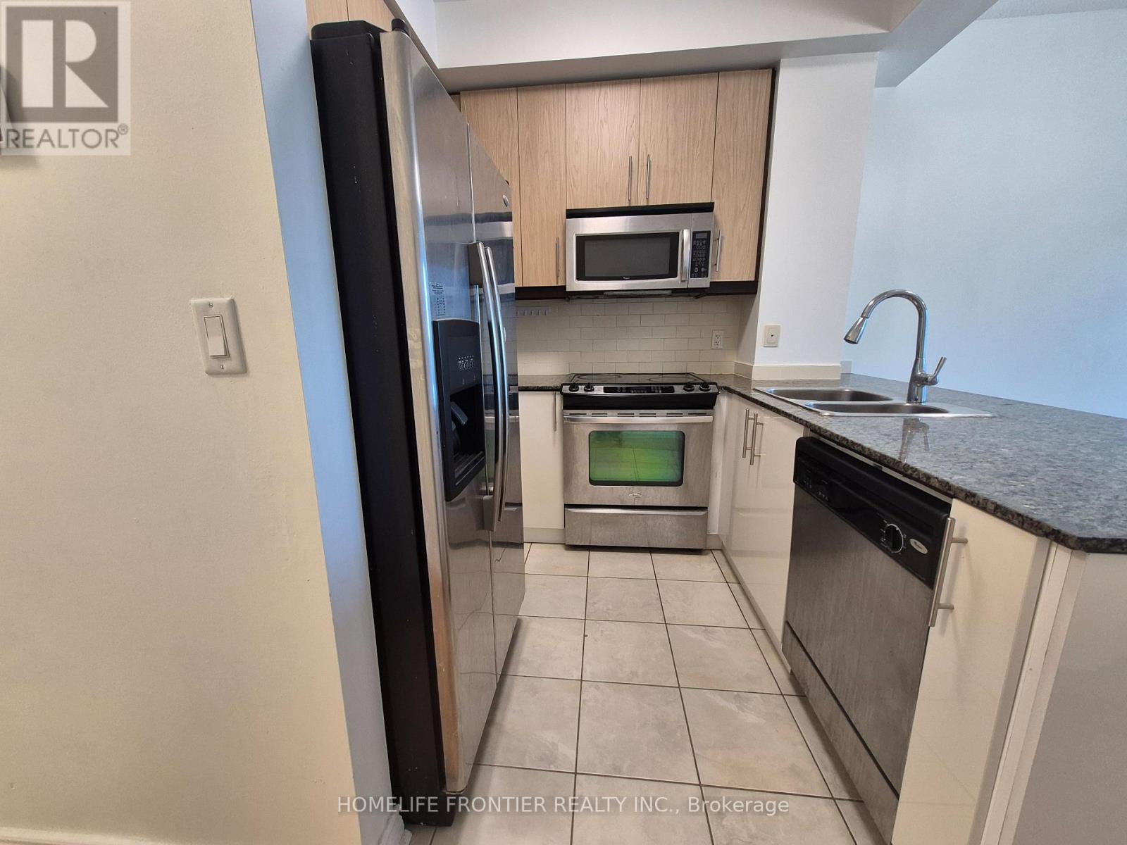 1009 - 18 Holmes Avenue, Toronto, Ontario  M2N 0E1 - Photo 4 - C12483623