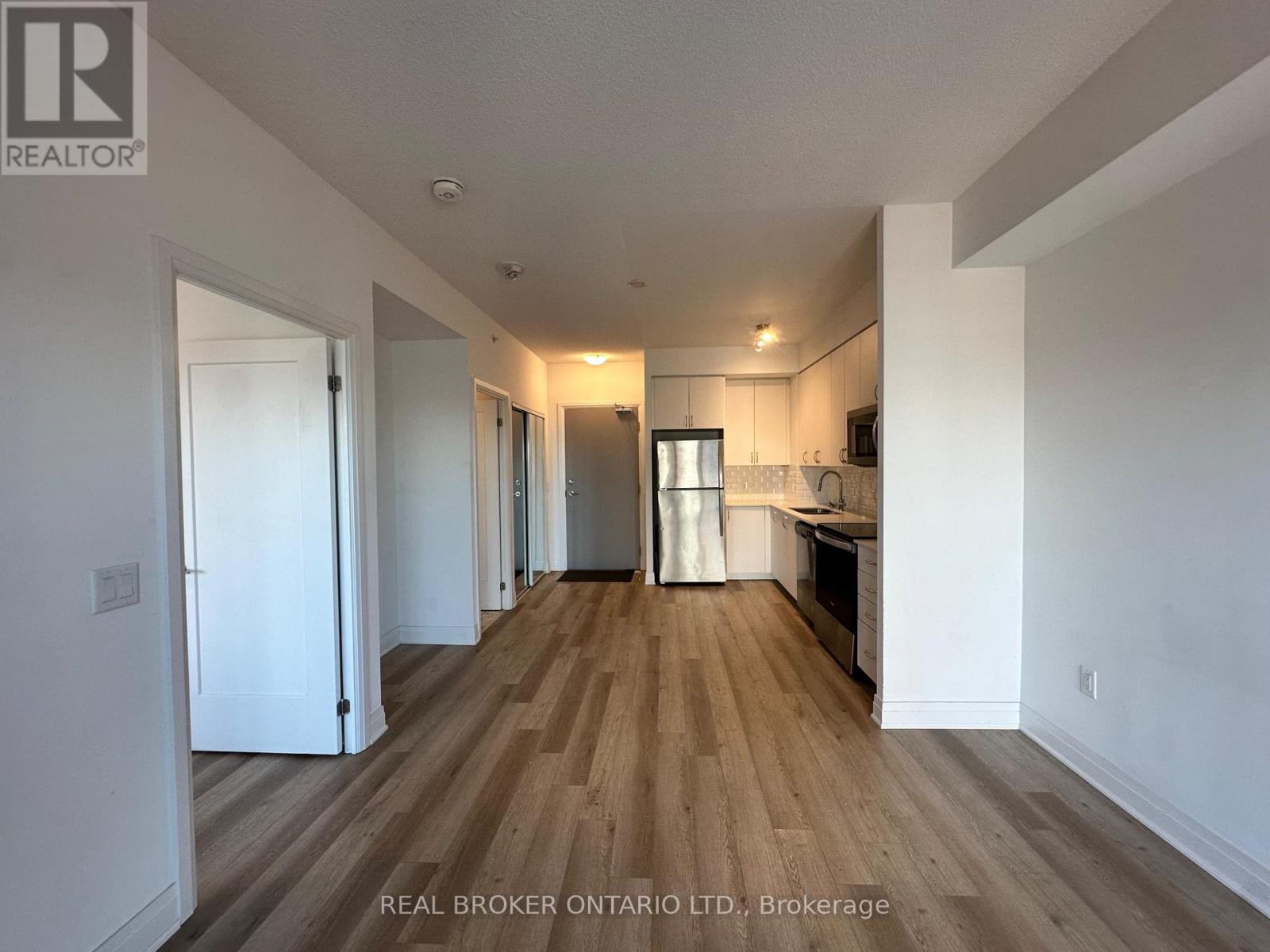1206 - 3220 Sheppard Avenue E, Toronto, Ontario  M1T 0B7 - Photo 2 - E12483606