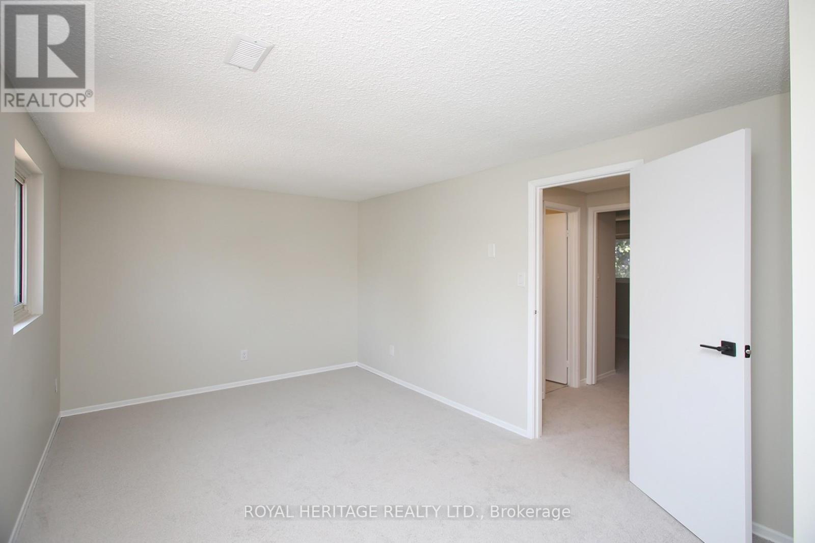 27 Parker Crescent, Ajax, Ontario  L1S 3R4 - Photo 13 - E12483638