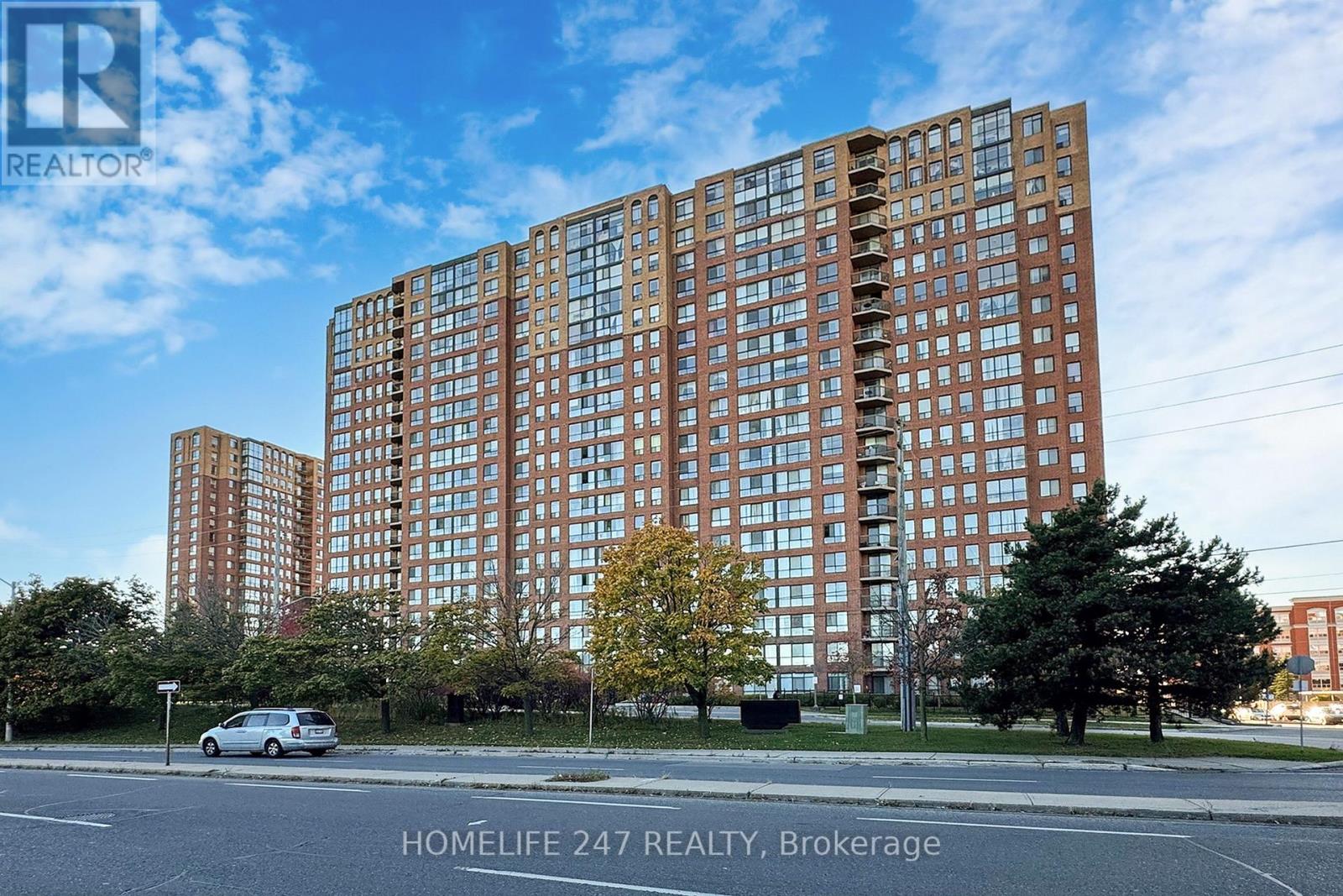 413 - 330 MCCOWAN ROAD, Toronto, Ontario