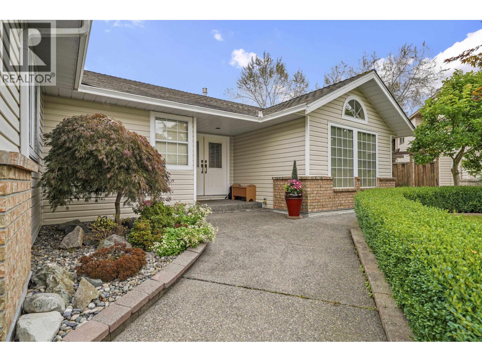 23382 124A AVENUE, Maple Ridge, British Columbia