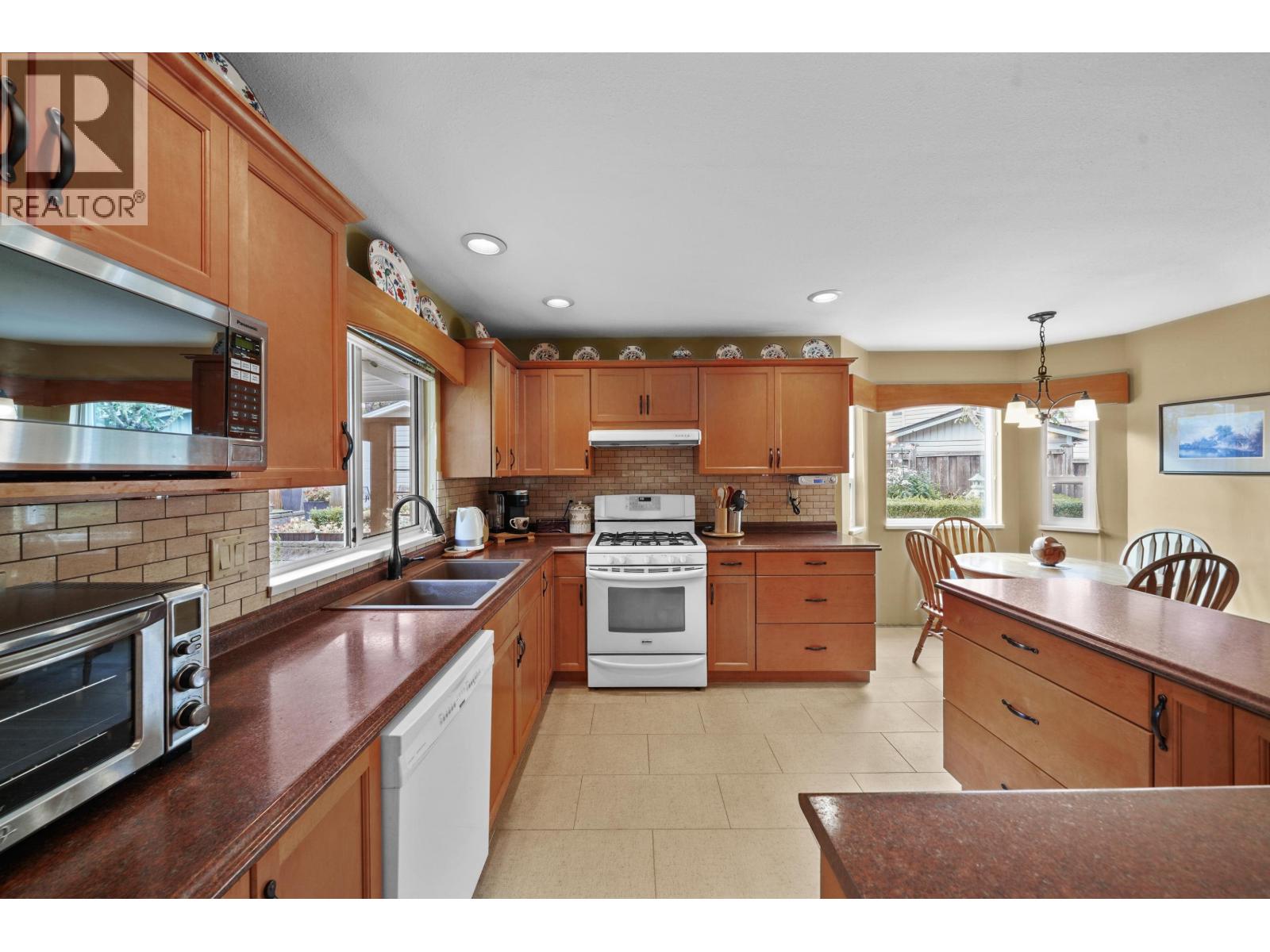 23382 124a Avenue, Maple Ridge, British Columbia  V2X 0N1 - Photo 13 - R3061978