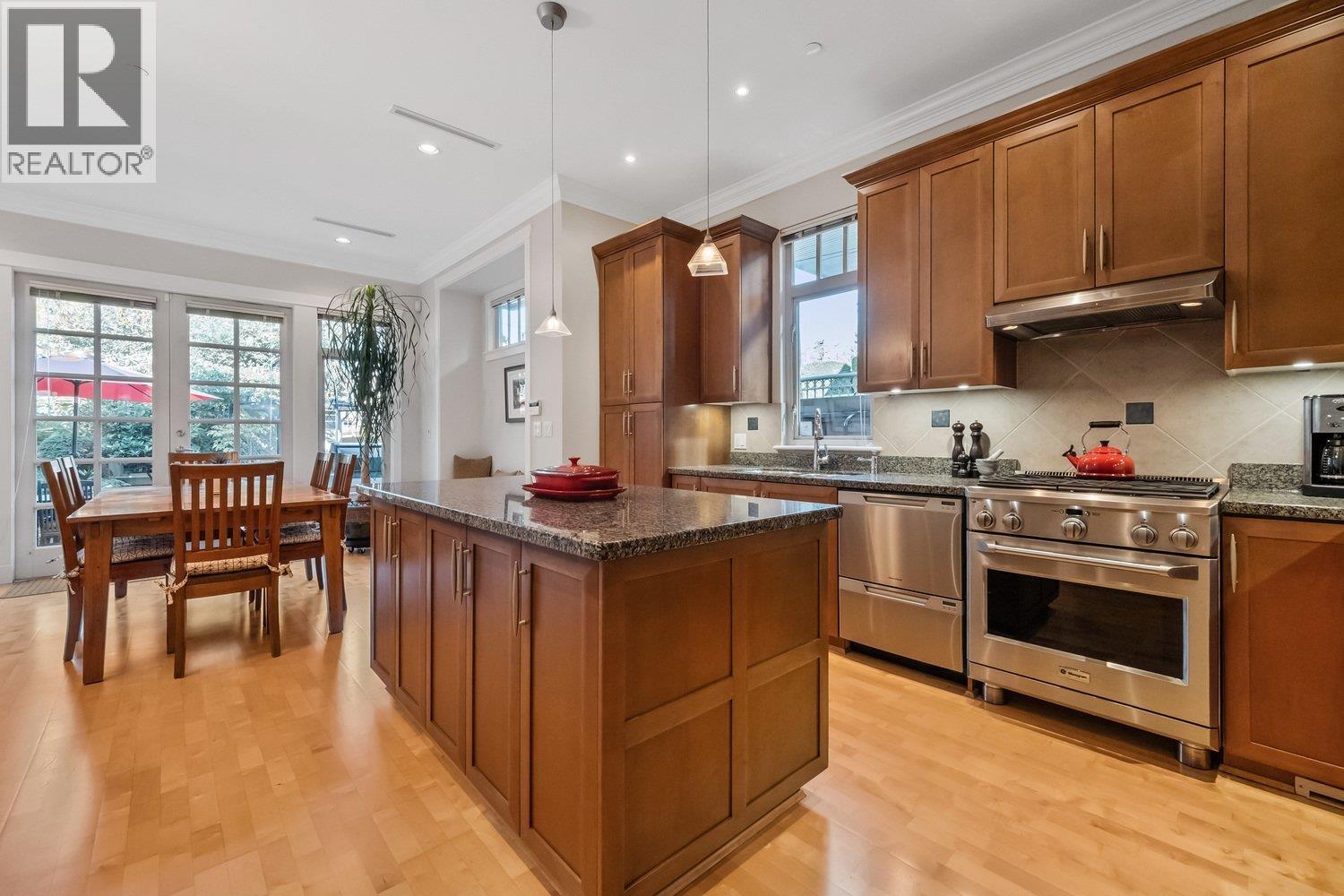 6677 Laburnum Street, Vancouver, British Columbia  V6P 5M6 - Photo 8 - R3061979