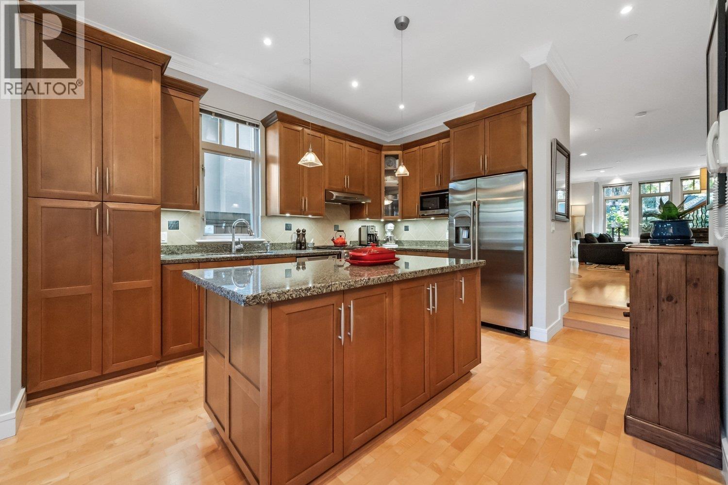 6677 Laburnum Street, Vancouver, British Columbia  V6P 5M6 - Photo 9 - R3061979