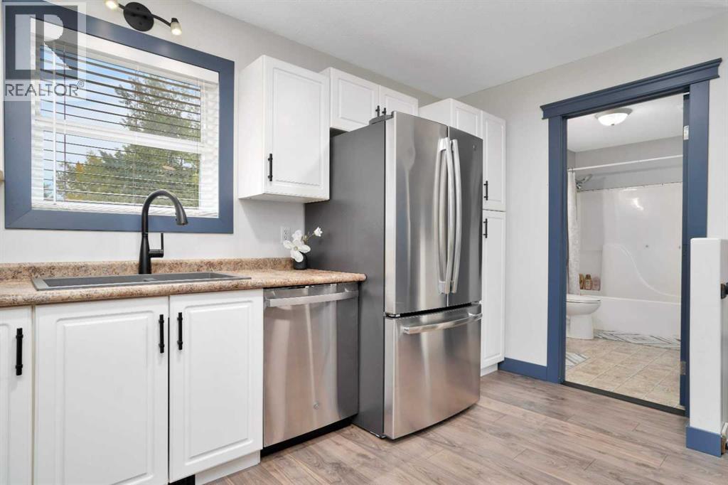 17 Hummingbird Lane, Half Moon Bay, Alberta  T4S 1S1 - Photo 10 - A2267064