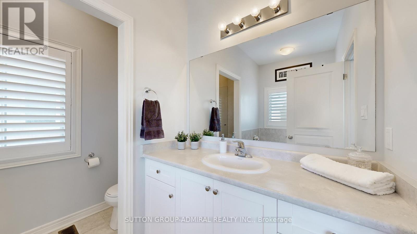 6 Andreeta Drive, Vaughan, Ontario  L4H 4H4 - Photo 20 - N12483564