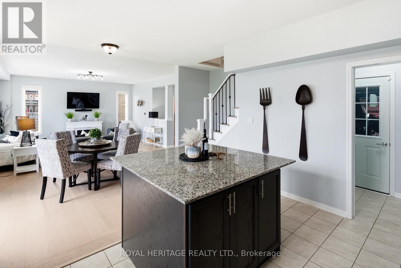 7 Sunderland Meadows Drive N, Brock, Ontario  L0C 1H0 - Photo 15 - N12483588