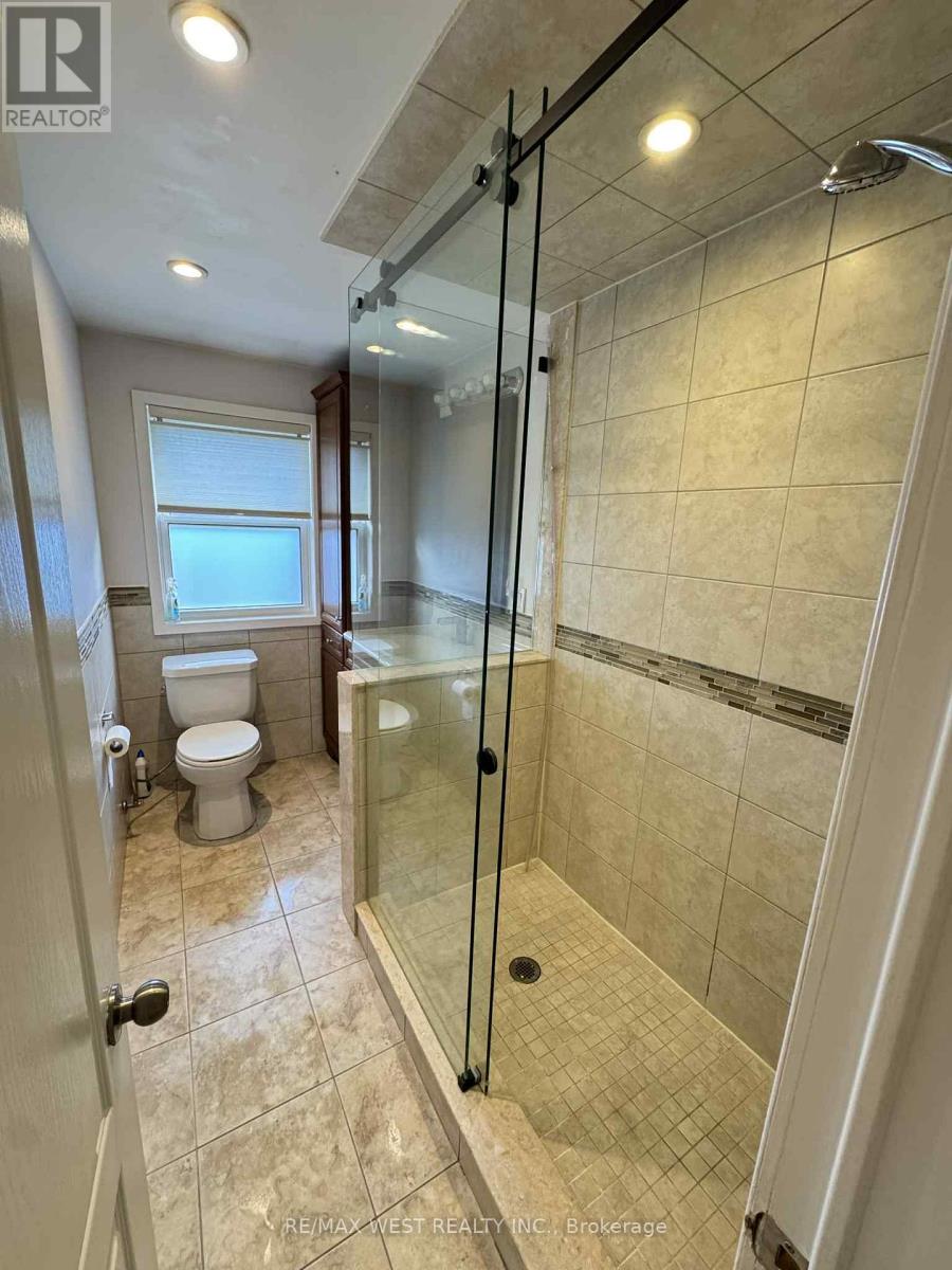 Main - 80 Maple Grove Avenue, Richmond Hill, Ontario  L4E 2X2 - Photo 10 - N12483633