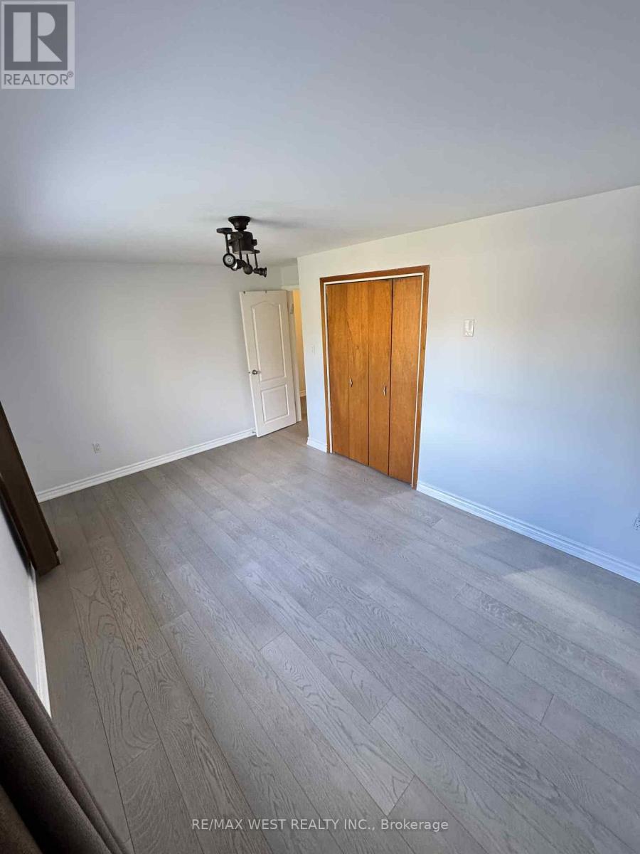 Main - 80 Maple Grove Avenue, Richmond Hill, Ontario  L4E 2X2 - Photo 13 - N12483633