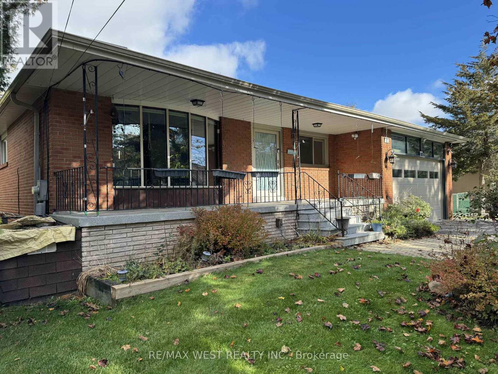 Main - 80 Maple Grove Avenue, Richmond Hill, Ontario  L4E 2X2 - Photo 2 - N12483633