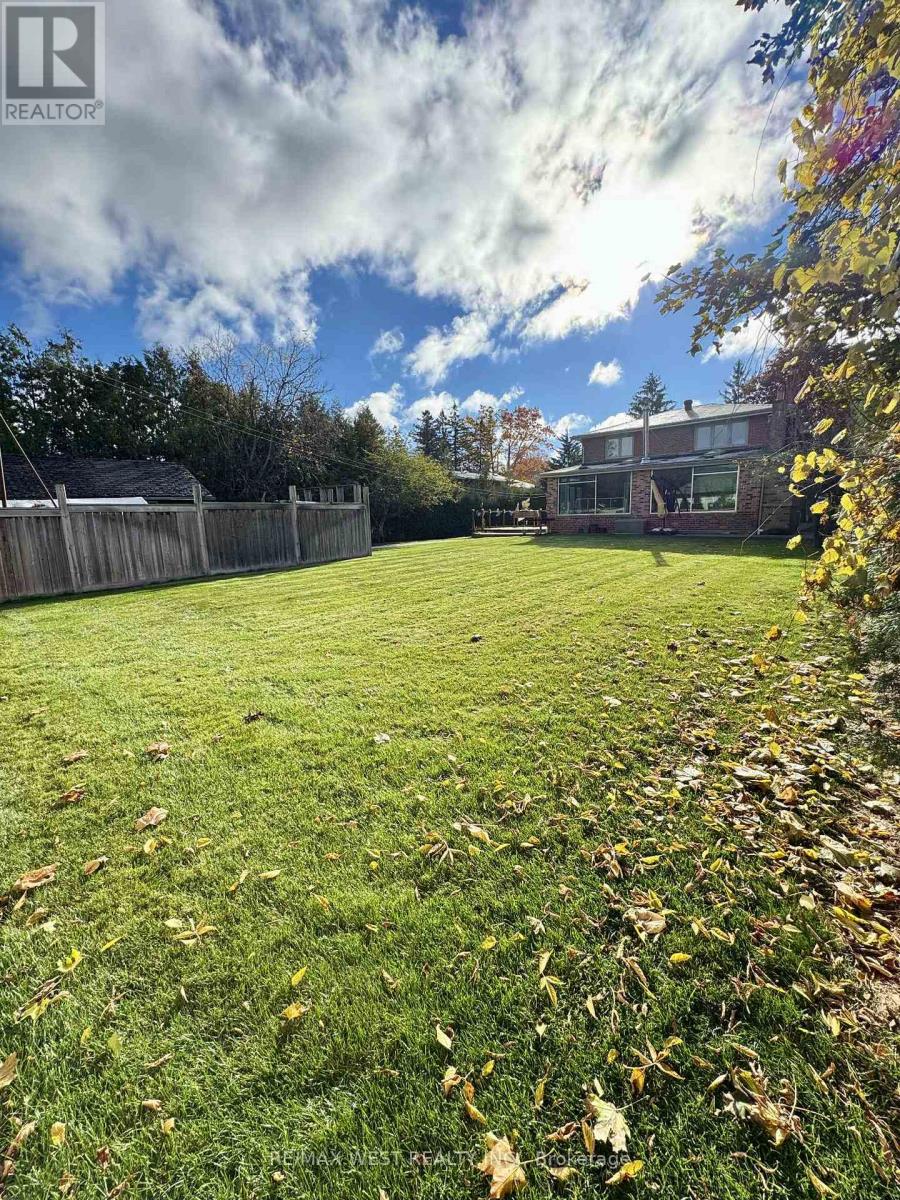 Main - 80 Maple Grove Avenue, Richmond Hill, Ontario  L4E 2X2 - Photo 23 - N12483633