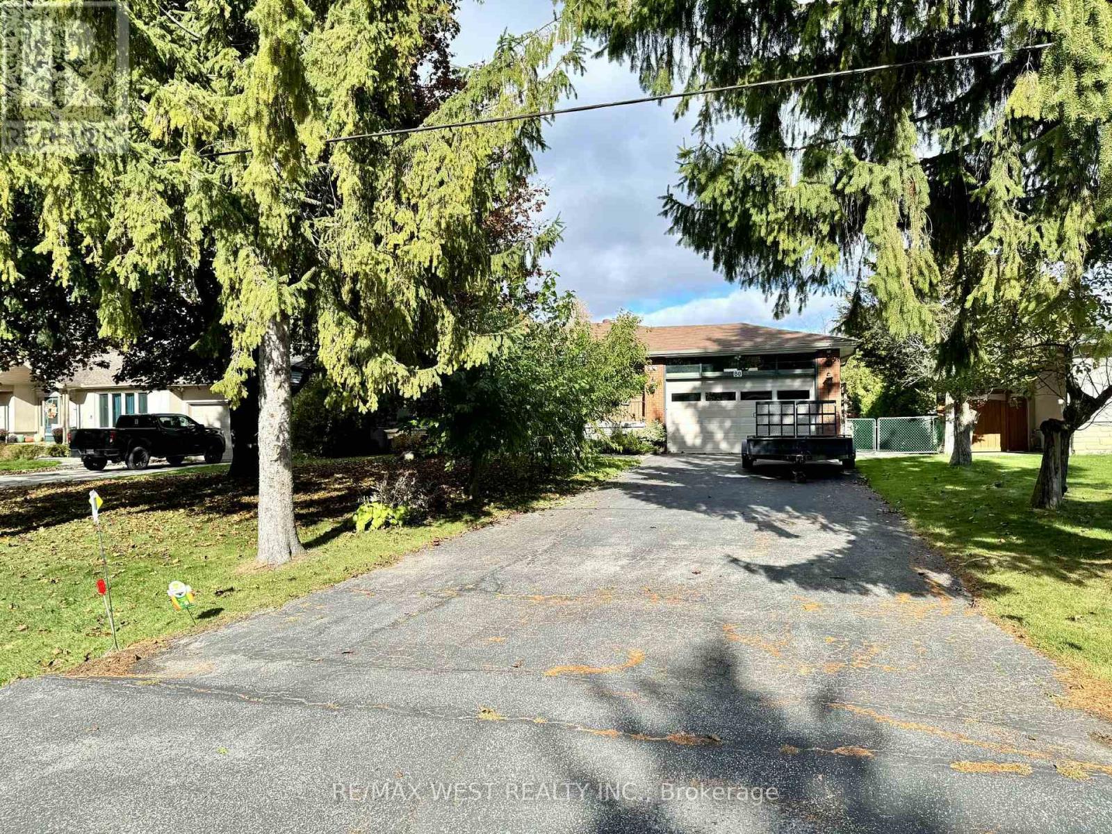 Main - 80 Maple Grove Avenue, Richmond Hill, Ontario  L4E 2X2 - Photo 3 - N12483633
