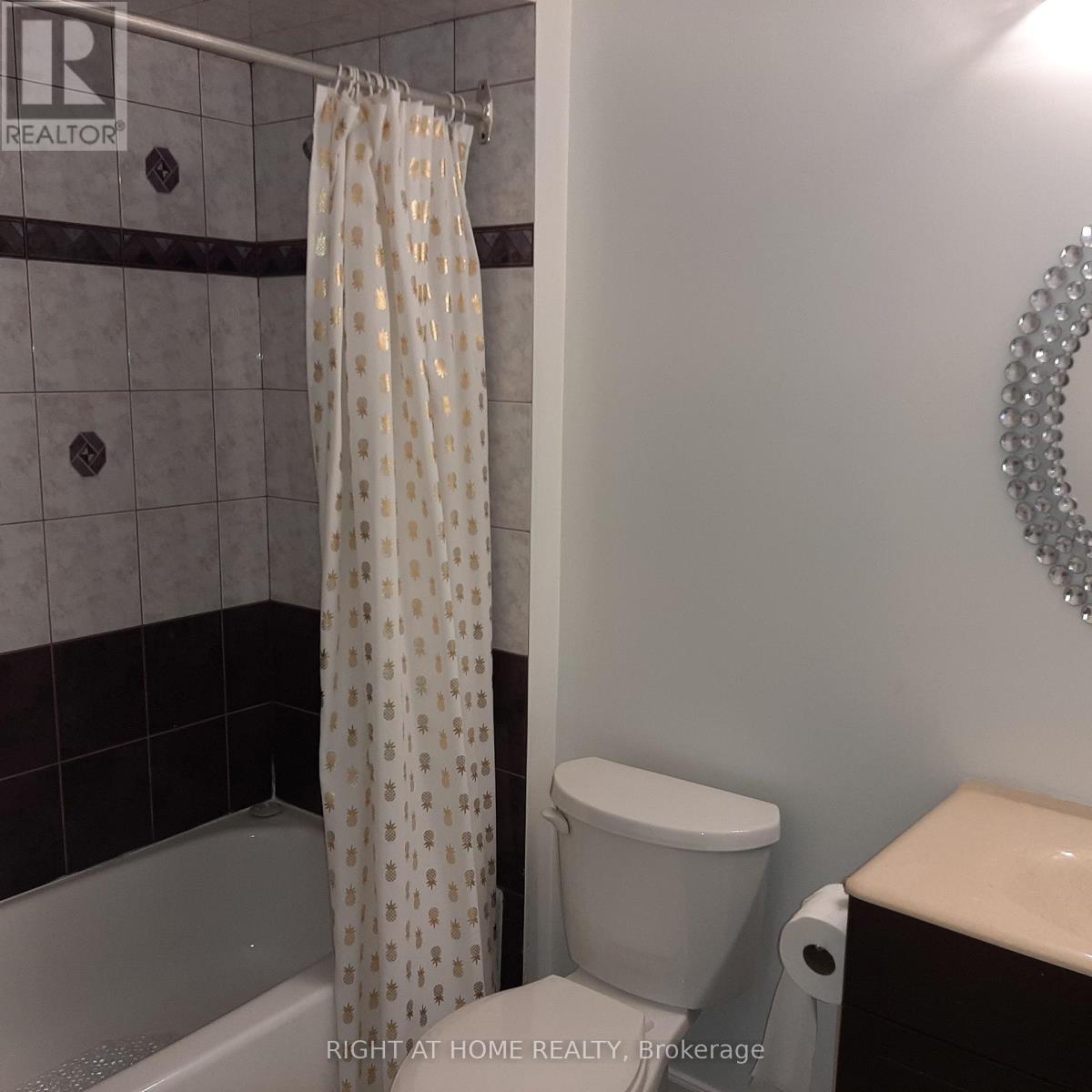 17 - 37 Old Firehall Lane, Vaughan, Ontario  L4L 8W3 - Photo 16 - N12483666