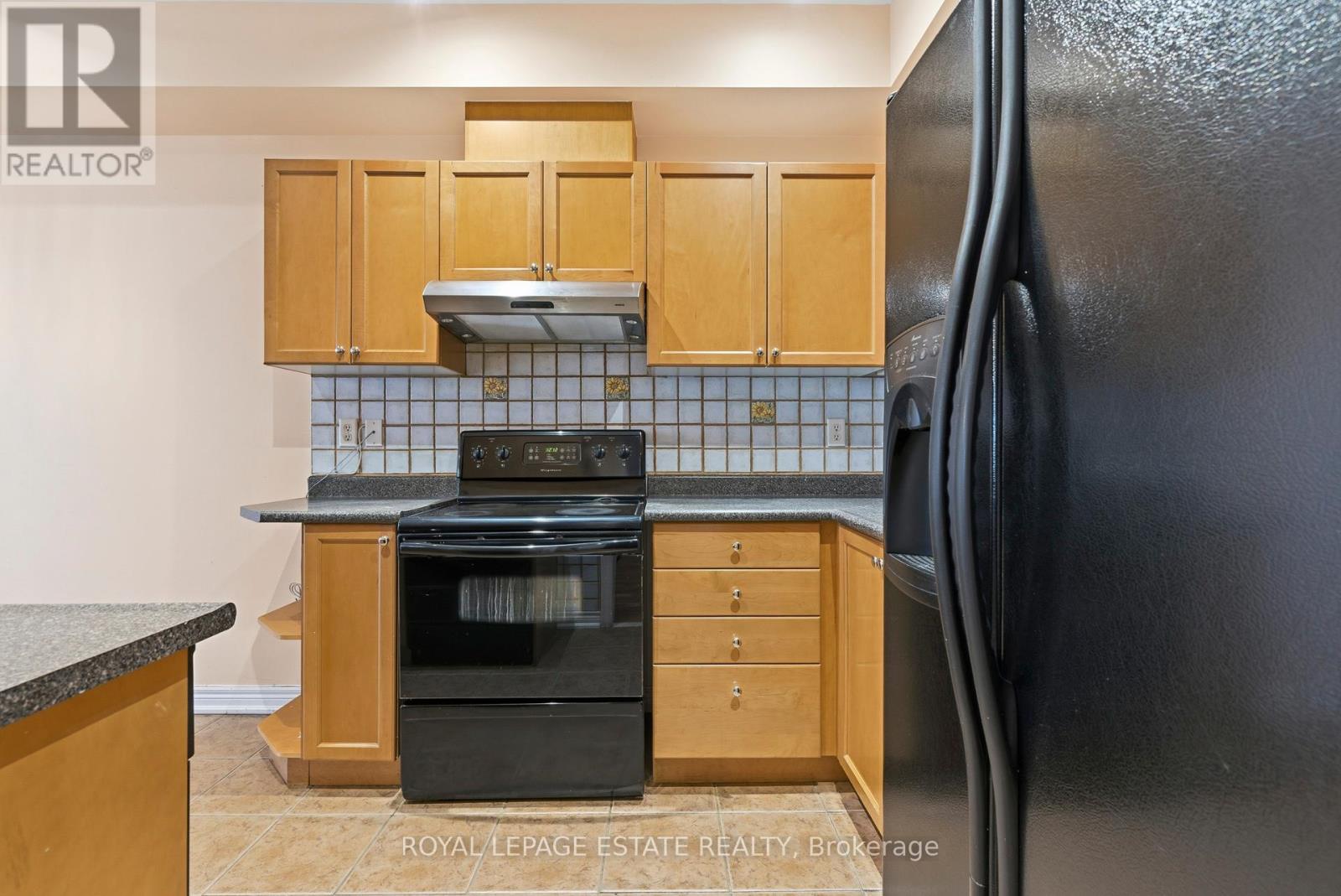 8 Venture Avenue, Richmond Hill, Ontario  L4S 2P2 - Photo 13 - N12483691