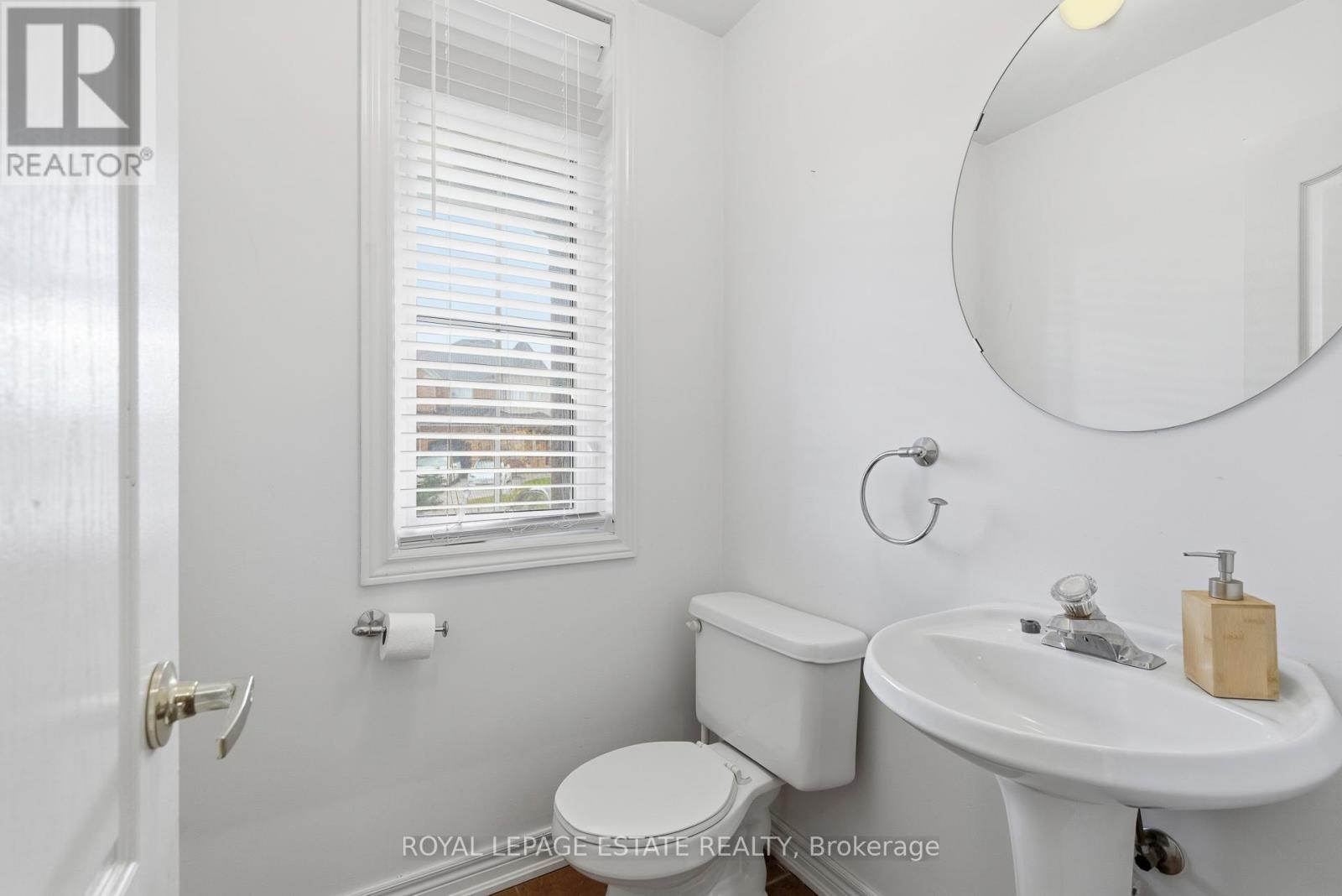 8 Venture Avenue, Richmond Hill, Ontario  L4S 2P2 - Photo 16 - N12483691
