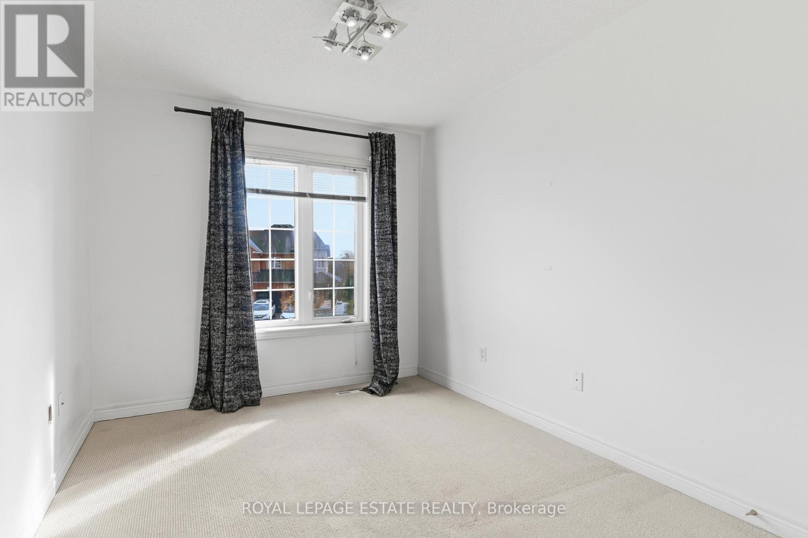 8 Venture Avenue, Richmond Hill, Ontario  L4S 2P2 - Photo 26 - N12483691
