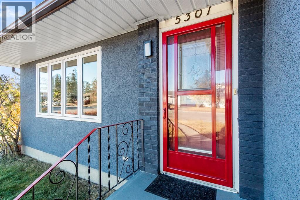 5301 44 Street, Olds, Alberta  T4H 1B7 - Photo 4 - A2265912