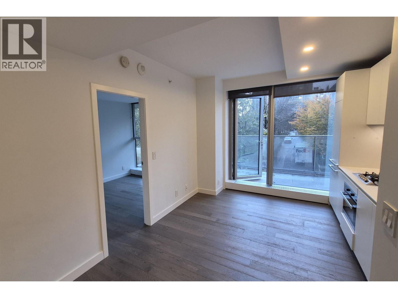 301 1480 Howe Street, Vancouver, British Columbia  V6Z 0G5 - Photo 8 - R3009847