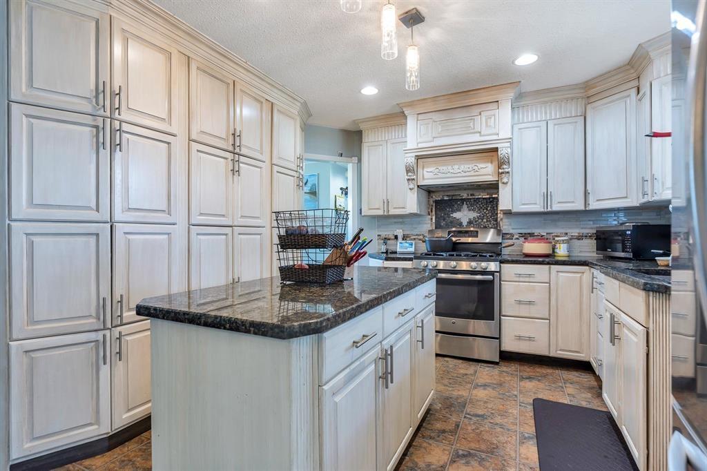 32678 Pandora Avenue, Abbotsford, British Columbia  V2T 3X1 - Photo 9 - R3061865