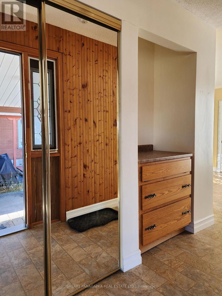 137 Main Street, Kirkland Lake, Ontario  P2N 3G2 - Photo 3 - T12476096